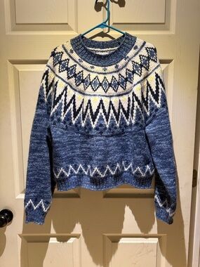 American Eagle Outfitters Blue & White Fair Isle Crewneck Sweater